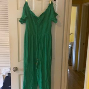 Green jump suite